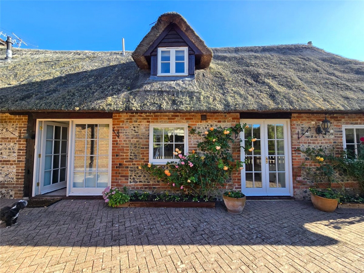 1 bedroom Cottage, Mill Lane, Ramsbury, SN8 - Available, Image 1