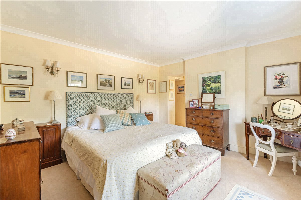 5 bedroom House, High Street, Netheravon, SP4 - Available, Image 9
