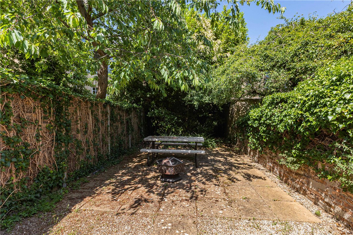 1 bedroom Flat, Walton Crescent, Oxford, OX1 - Let Agreed, Image 10