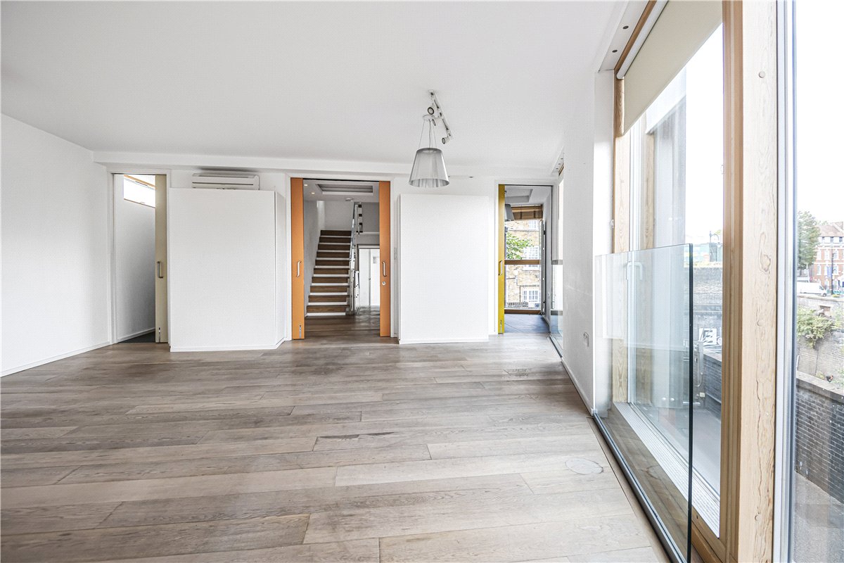 4 bedroom House, Parkway, London, NW1 - Let Agreed