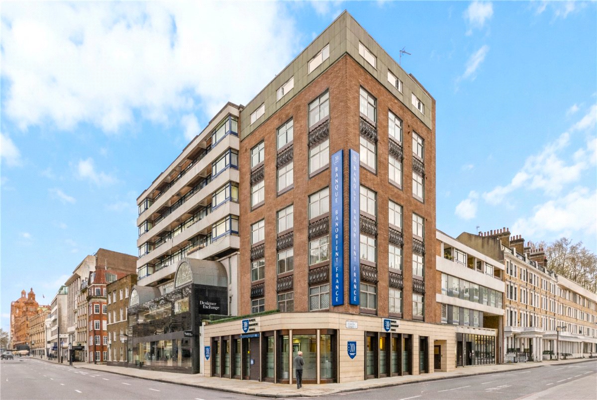 1 bedroom Flat, Hereford House, 11 Ovington Gardens, SW3 - Available, Image 5