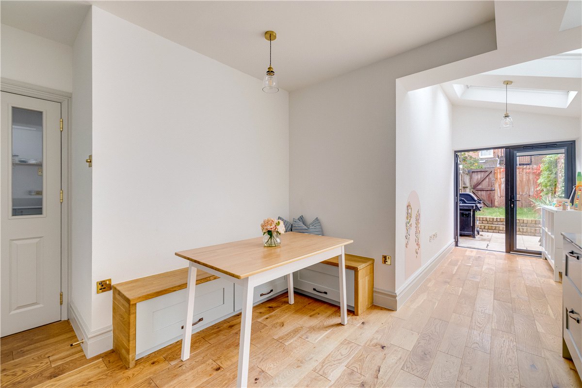 2 bedroom Flat, Astonville Street, London, SW18 - Available, Image 6
