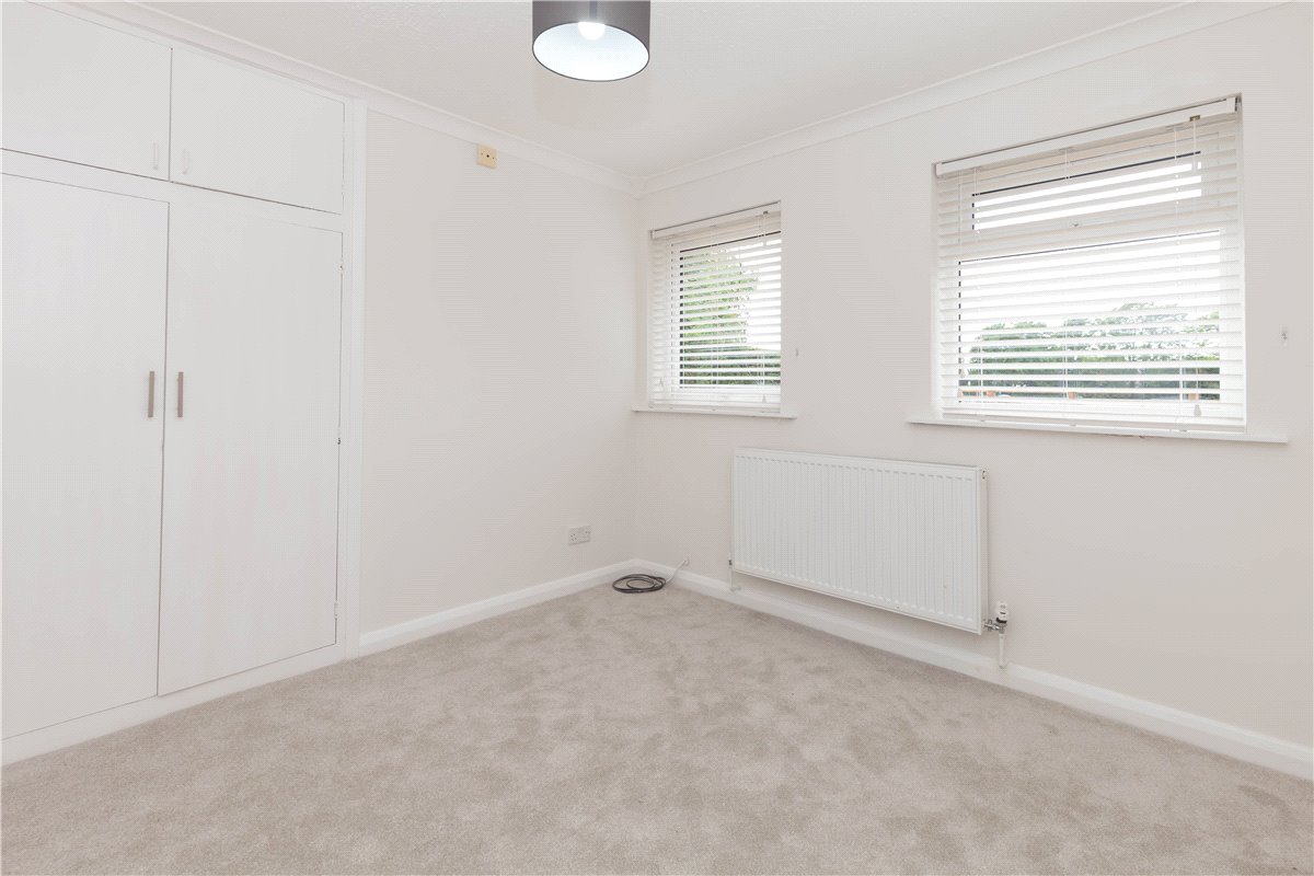 4 bedroom Bungalow, Shakespeare Drive, Bicester, OX26 - , Image 11