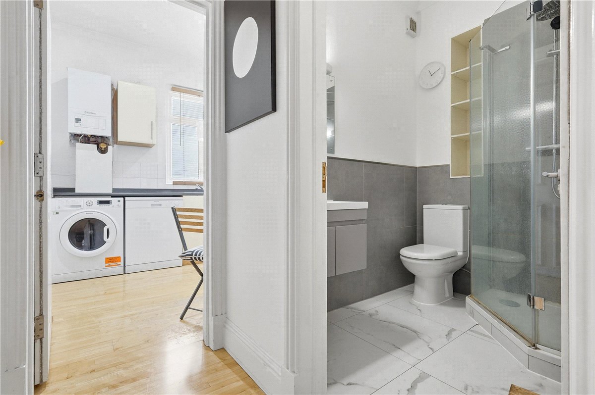 1 bedroom Flat, Chiswick High Road, London, W4 - Let Agreed, Image 5