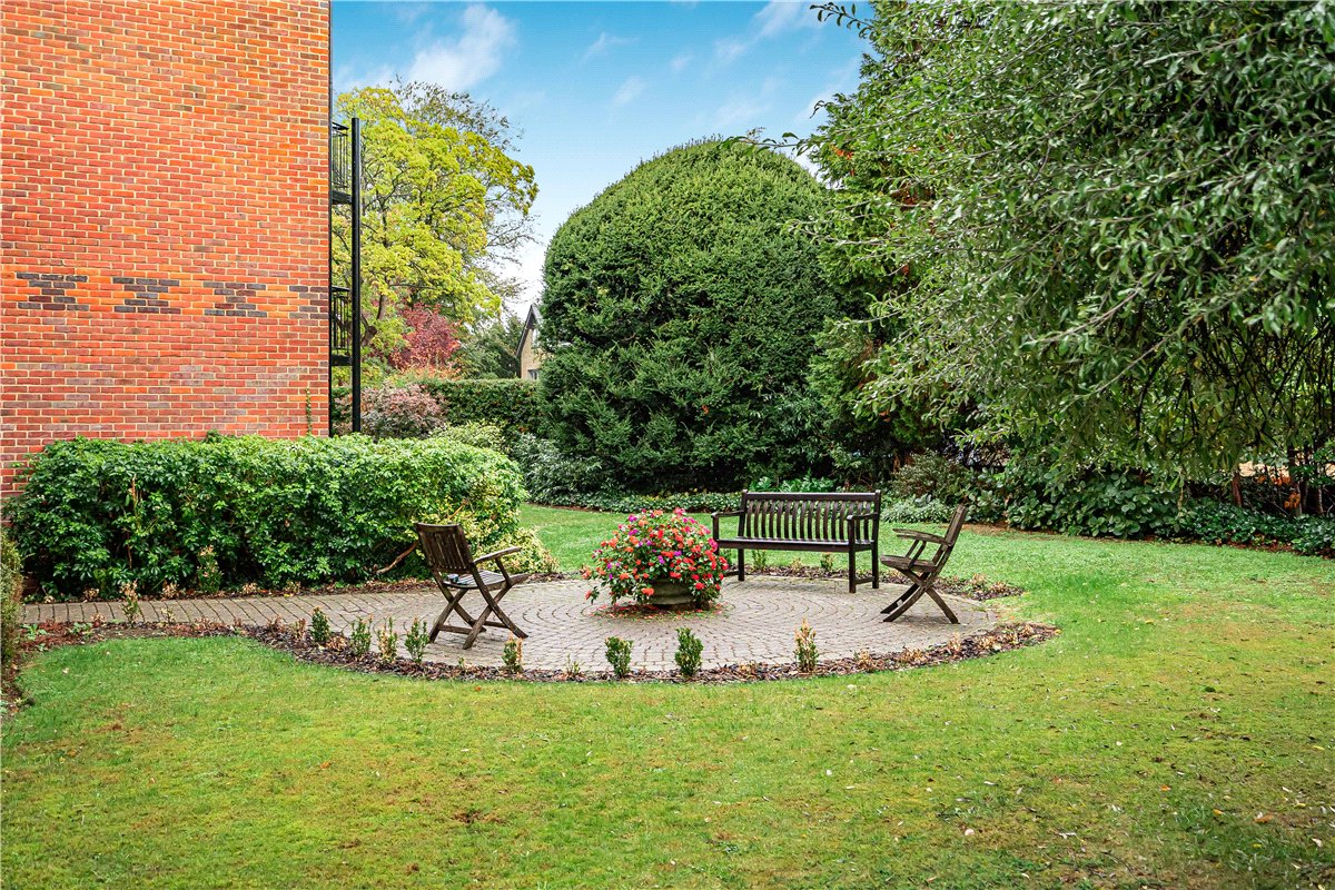 2 bedroom Flat, Hernes Road, Oxford, OX2 - Available, Image 16