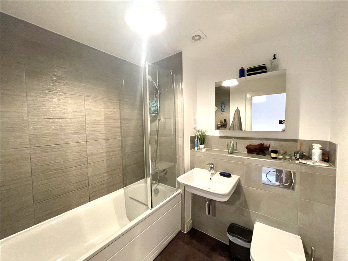 2 bedroom House, Merevale Close, Daventry, NN11 - , Image 10