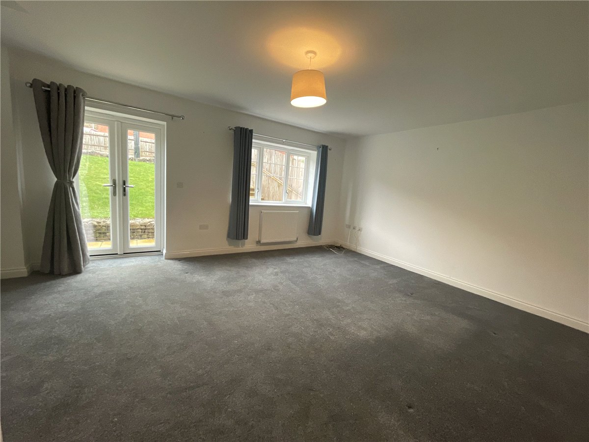 2 bedroom House, Woolhampton, Reading, RG7 - , Image 6