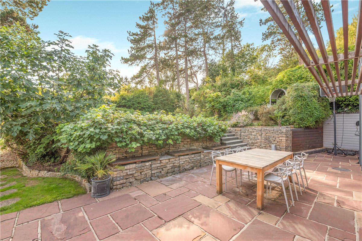 3 bedroom House, Grange Close, Winchester, SO23 - Available, Image 18