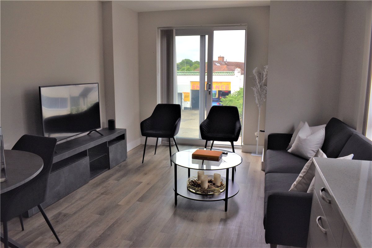 1 bedroom Flat, Steel Close, Newtown Road, RG14 - , Image 2