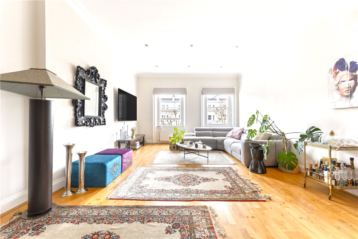 3 bedroom Flat, Queens Gate, South Kensington, SW7 - Available, Image 8