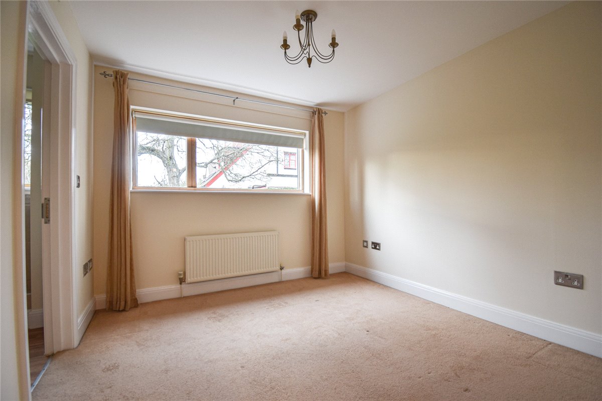 2 bedroom Flat, Queen Ediths Way, Cambridge, CB1 - Sold, Image 4