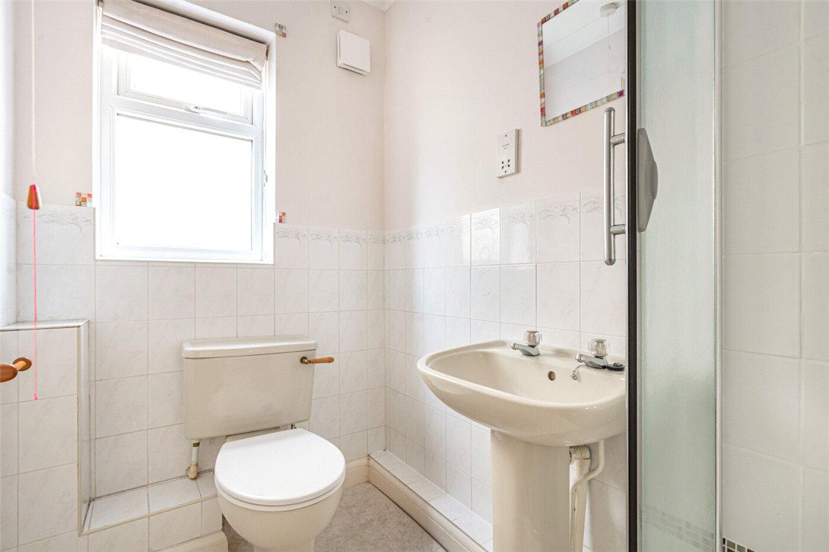 4 bedroom House, Brookside, Orwell, SG8 - Available, Image 9