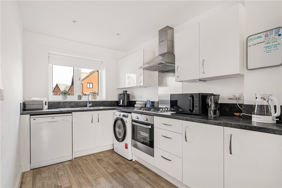 2 bedroom House, Brawn Grove, Glebe Farm, MK17 - Available, Image 11