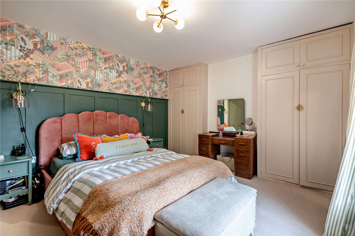 2 bedroom House, Pear Tree Lane, Newbury, RG14 - Available, Image 12