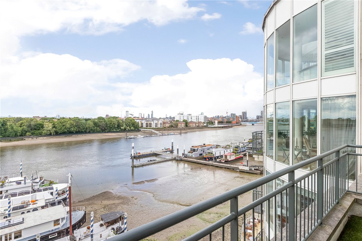 3 bedroom Flat, Point Pleasant, London, SW18 - Available, Image 3