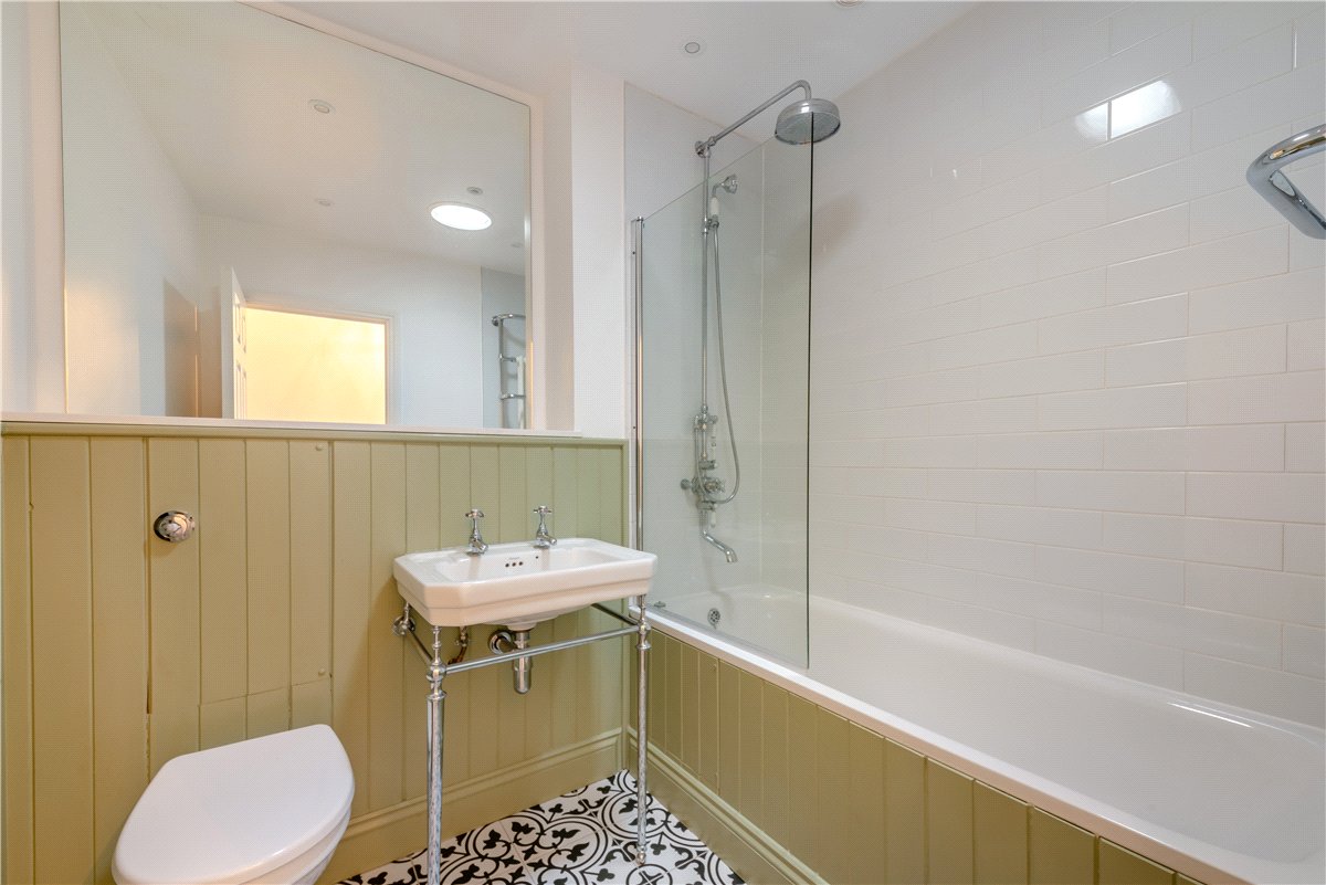 3 bedroom House, Chesil Street, Winchester, SO23 - Available, Image 9