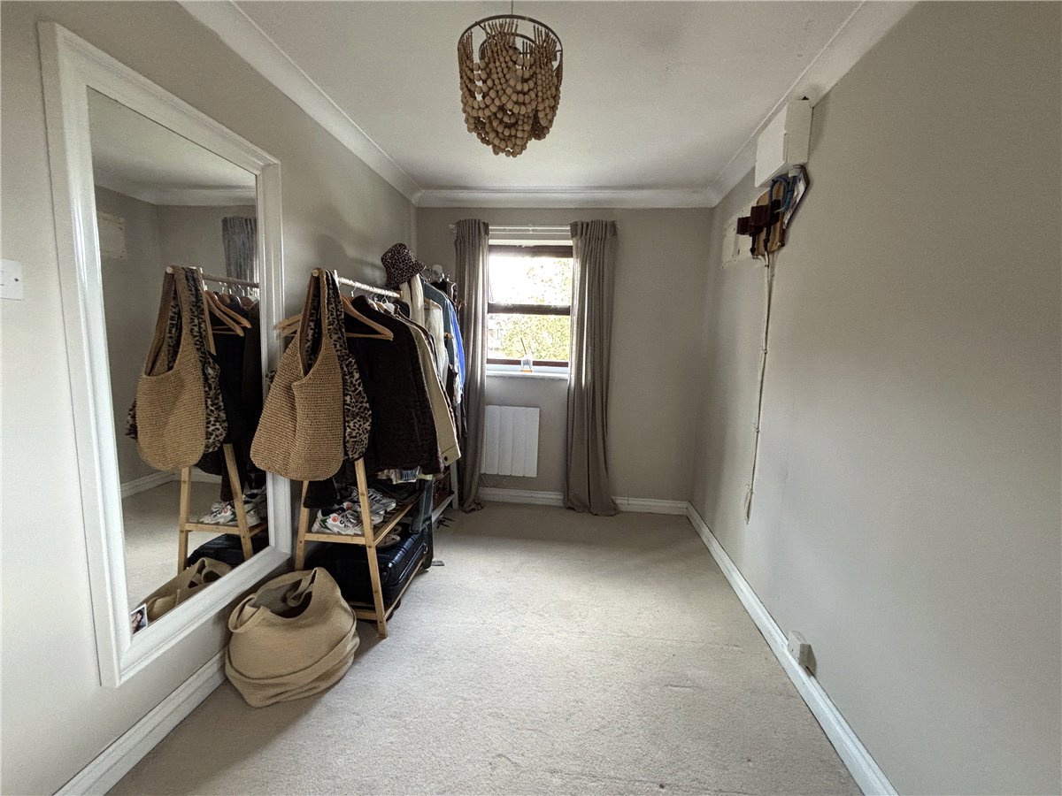 2 bedroom Flat, Stretton Close, Bradfield Southend, RG7 - Available, Image 4