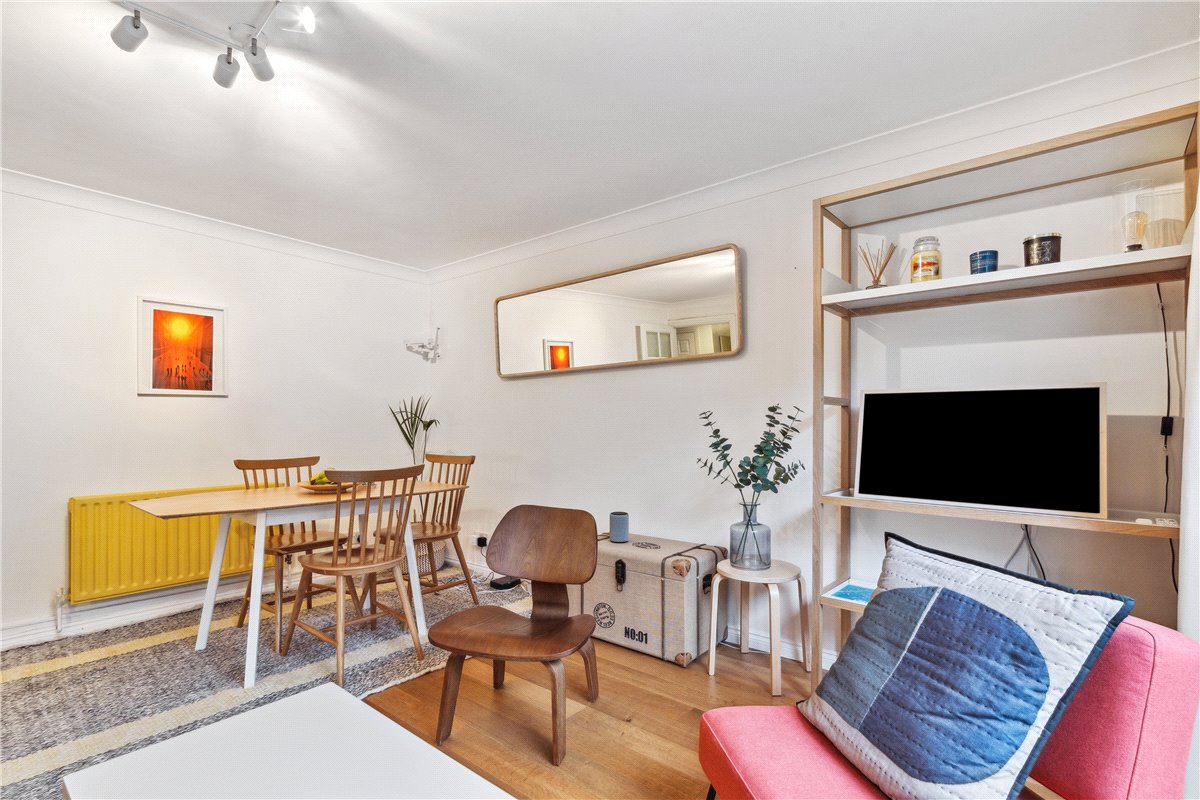 2 bedroom Flat, St. James's Drive, London, SW12 - Sold, Image 11