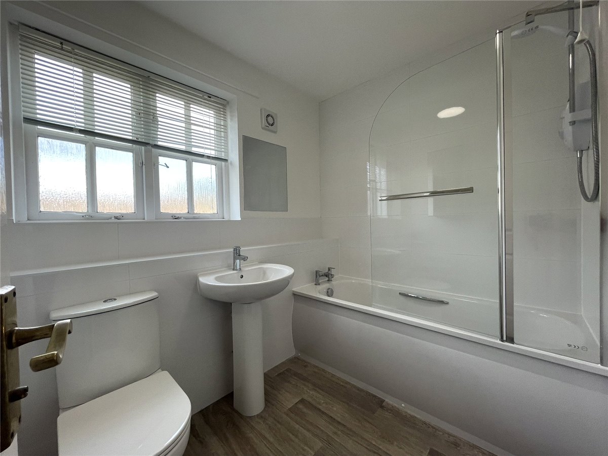 4 bedroom House, Thatcham, Berkshire, RG18 - Let Agreed, Image 3