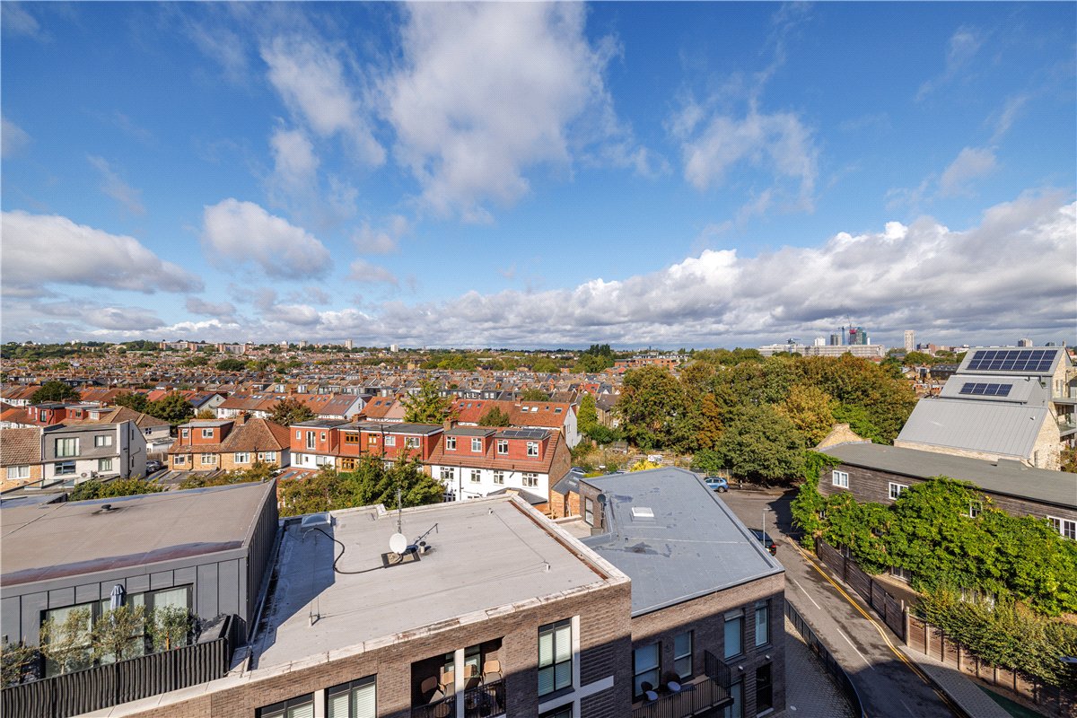 3 bedroom Flat, Ravensbury Terrace, London, SW18 - Available, Image 14
