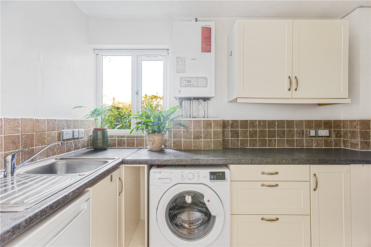 2 bedroom Flat, Sunderland Avenue, Oxford, OX2 - Let Agreed, Image 2
