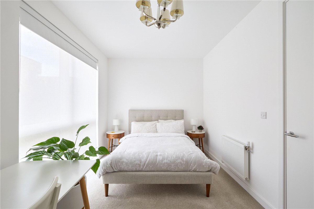 3 bedroom House, Windmill Drive, Trumpington, CB2 - Sold, Image 8