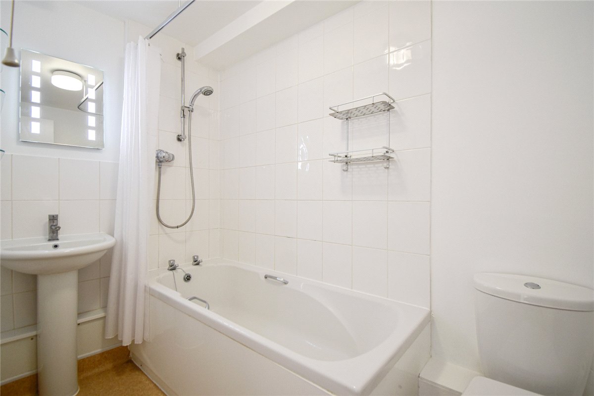 3 bedroom Flat, Victoria Road, Cambridge, CB4 - Available, Image 7