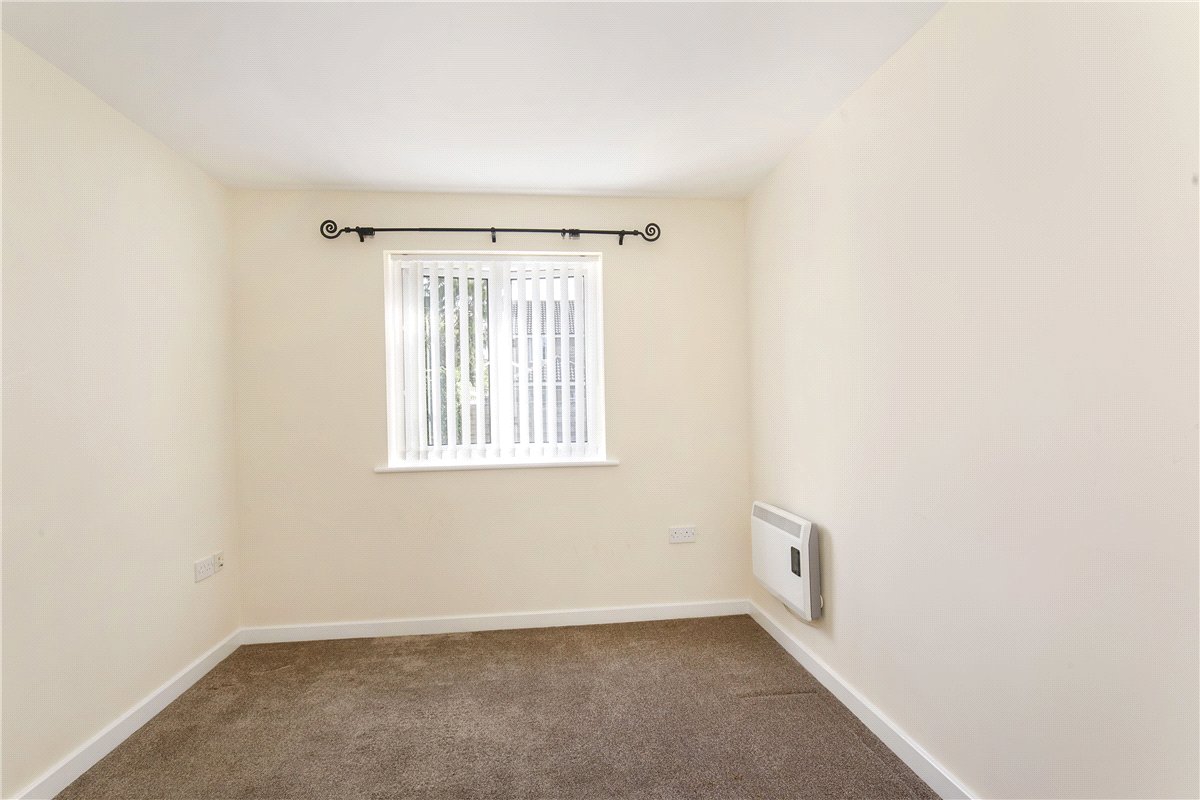 2 bedroom Flat, Oak Tree Court, Haxby, YO32 - Available, Image 2