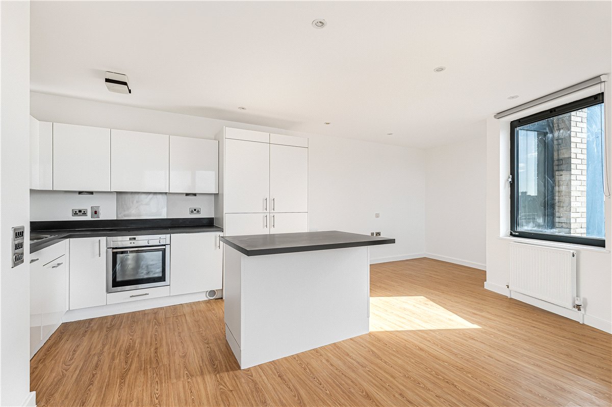 2 bedroom Flat, Park Village East, London, NW1 - Available, Image 3