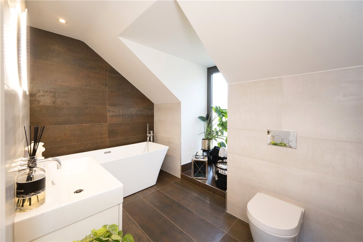 4 bedroom House, Rossett Green Lane, Harrogate, HG2 - Sold, Image 17