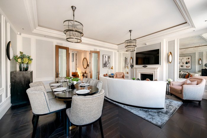 2 bedroom Flat, Prince of Wales Terrace, Kensington, W8 - Available