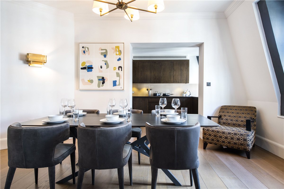 3 bedroom Flat, Duke Street, Mayfair, W1K - Available, Image 10