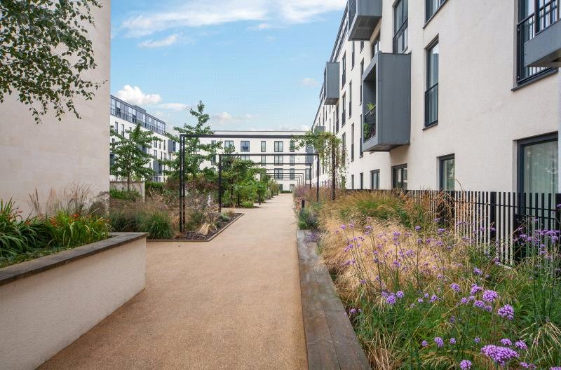 2 bedroom Flat, Stothert Avenue, Bath, BA2 - Sold, Image 8