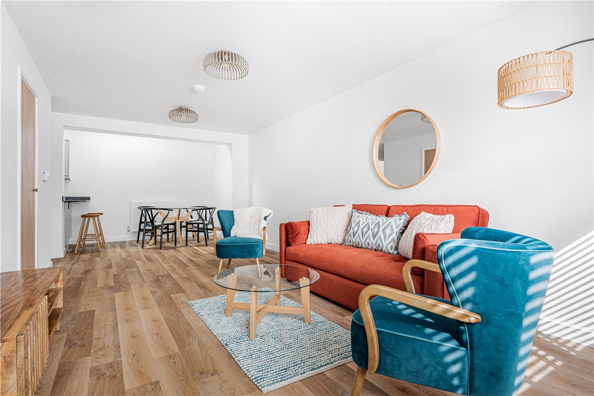2 bedroom Flat, Howard Street, Oxford, OX4 - Available, Image 2