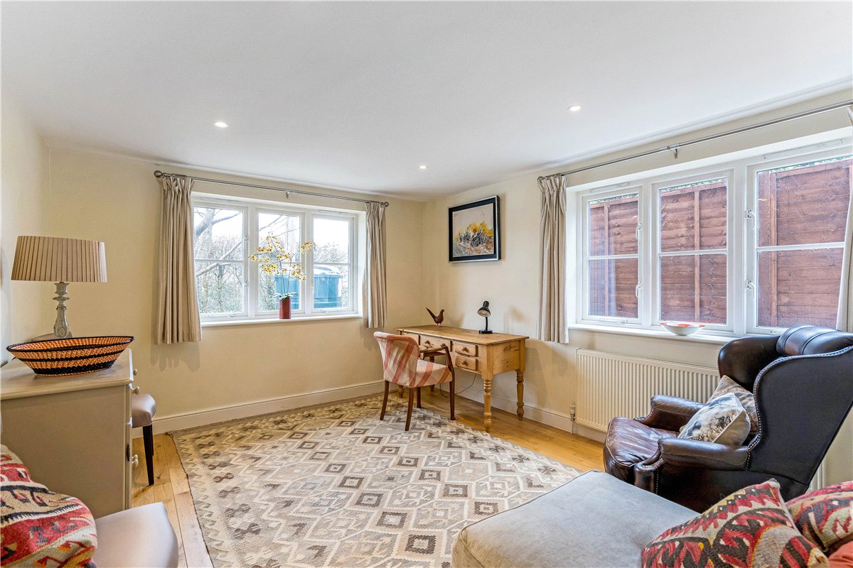 3 bedroom House, Pewsey Road, Upavon, SN9 - Available, Image 8