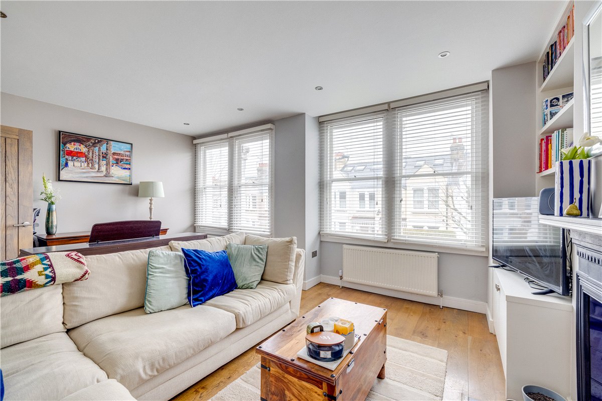 3 bedroom Flat, Trentham Street, London, SW18 - Sold, Image 2