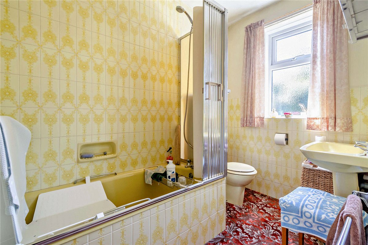 4 bedroom House, Almsford Drive, Harrogate, HG2 - Sold STC, Image 8