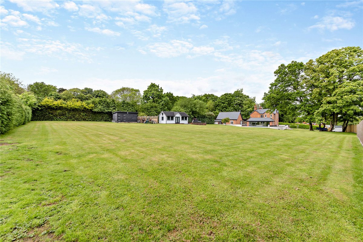 5 bedroom House, Newbury Road, Headley, RG19 - Available, Image 21