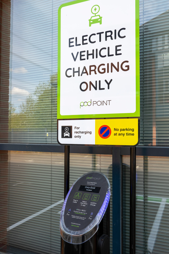 4606 Sq Ft, Part 2nd Floor Willow Court, Oxford, OX2 - Available, Image 6