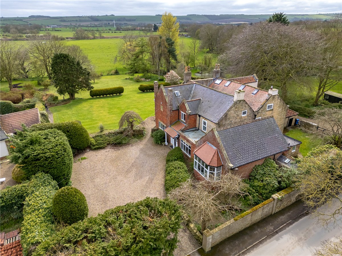 7 bedroom House, Main Street, Gristhorpe, YO14 - Sold, Image 2