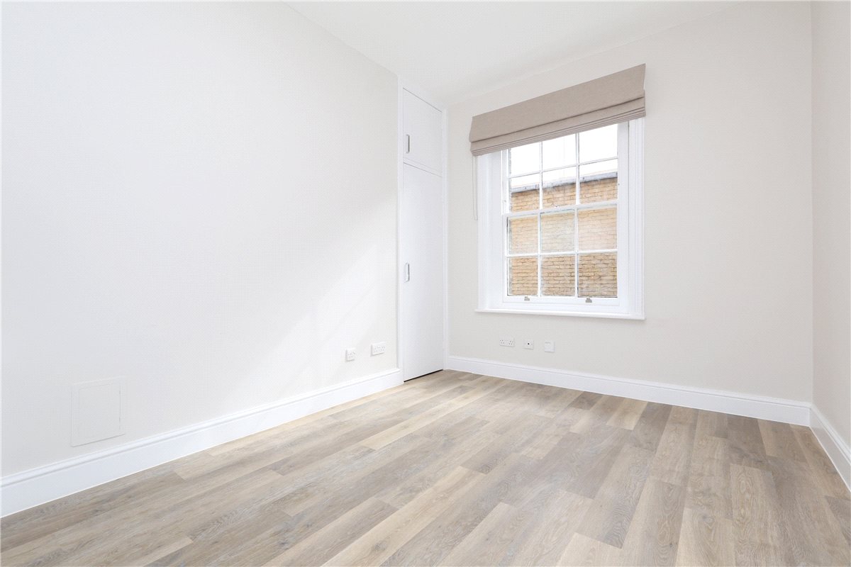 0 bedroom Flat, Upper Berkeley Street, Marylebone, W1H - Available, Image 3