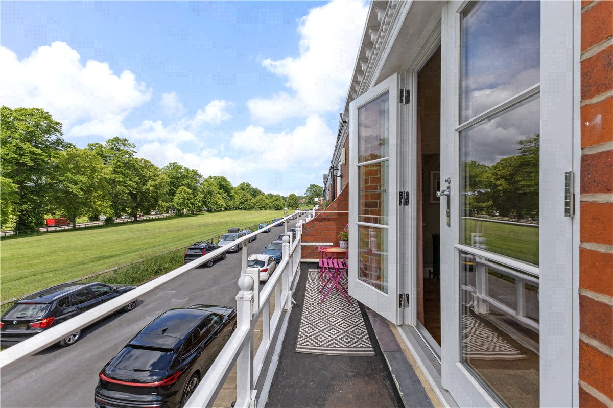 2 bedroom House, Knavesmire Crescent, York, YO23 - Available, Image 6