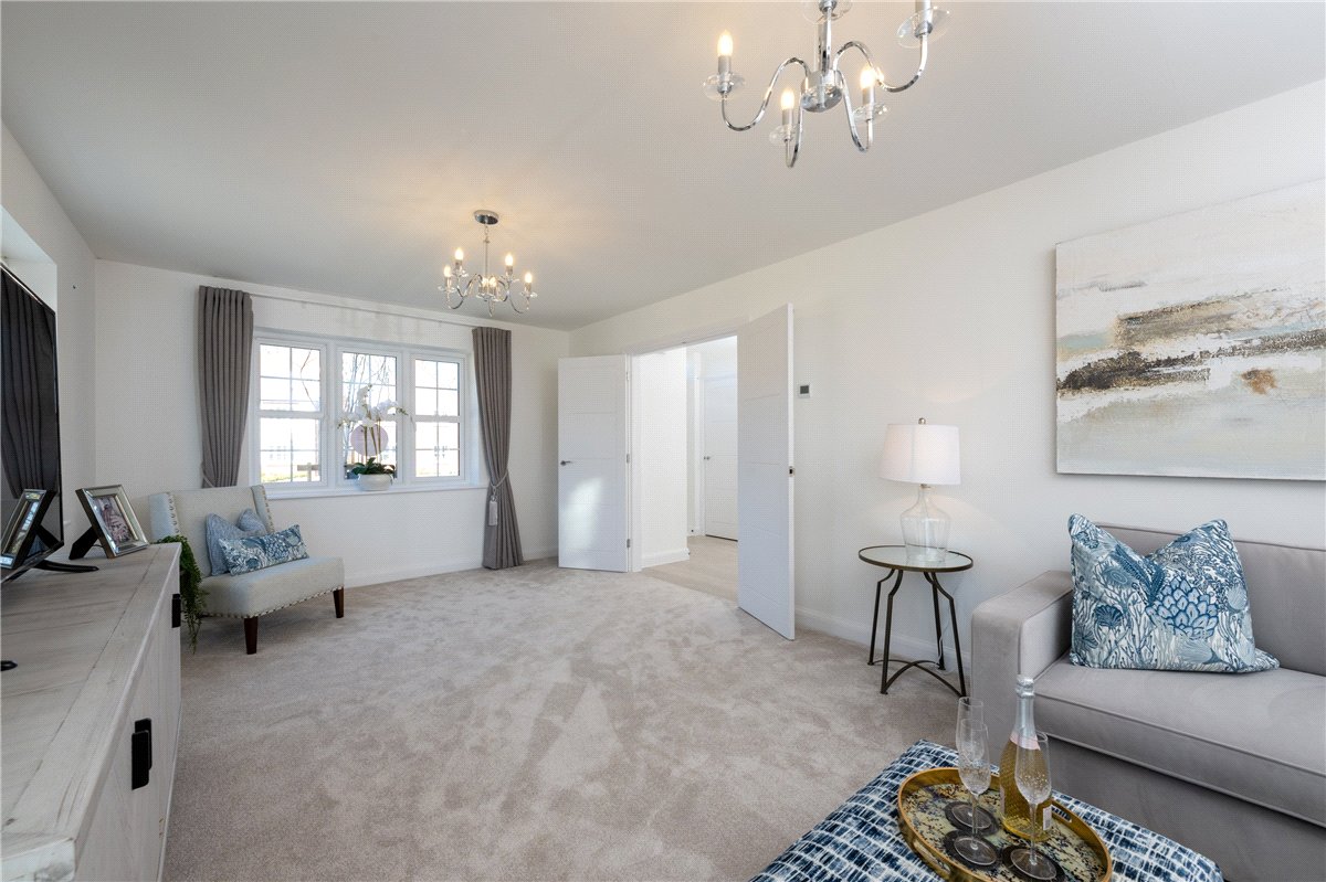 4 bedroom House, Princess Gardens, Bishops Green, RG20 - Available, Image 5