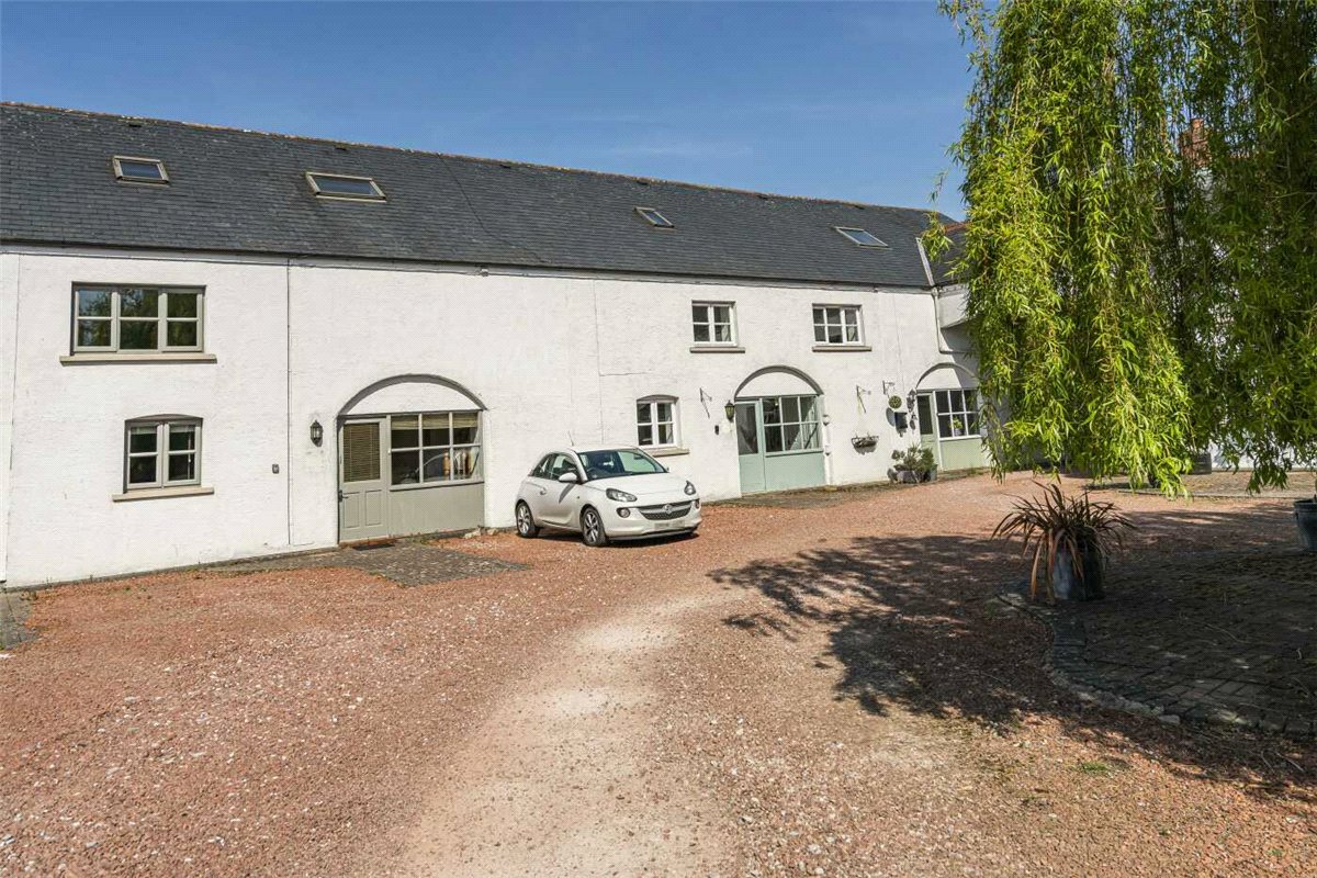 4 bedroom Cottage, Yew Tree Court, Nantwich Road, CW10 - 