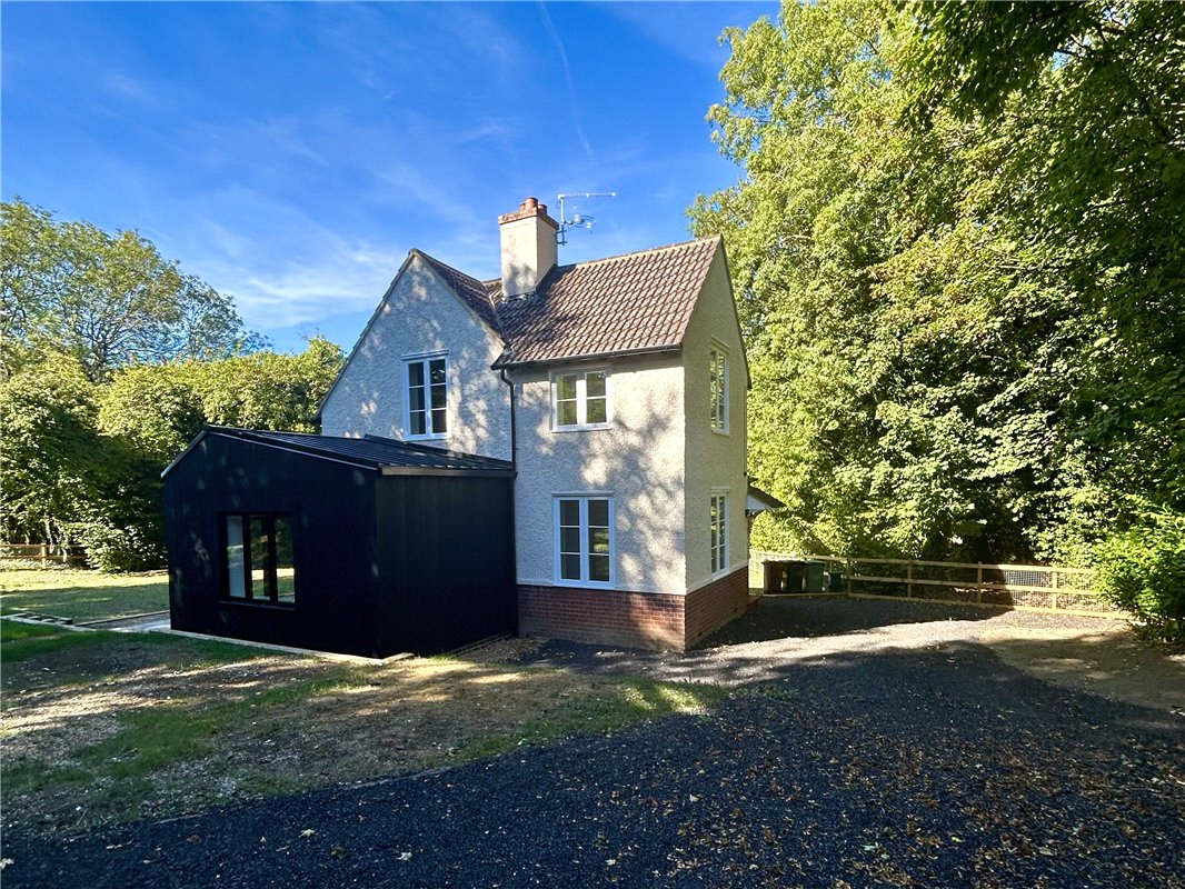 3 bedroom House, Hemel Hempstead Road, Redbourn, AL3 - Available