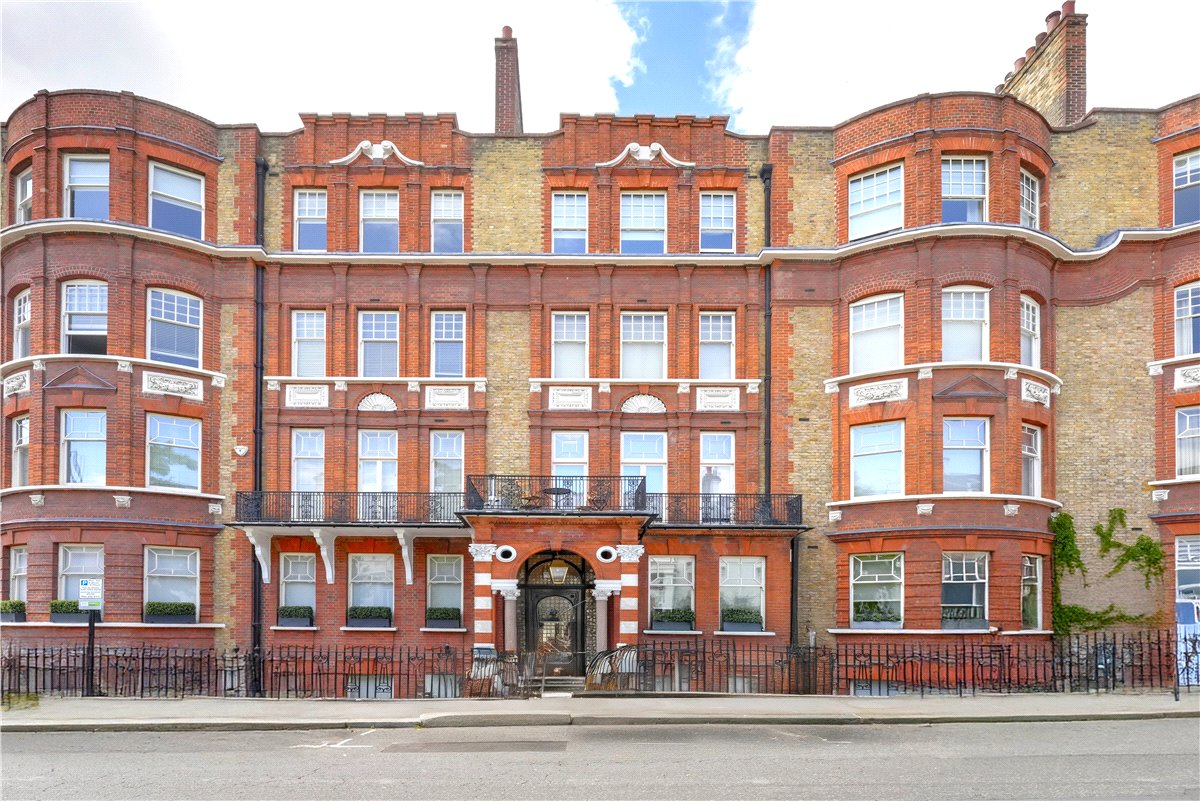 4 bedroom Flat, Wynnstay Gardens, Kensington, W8 - Available, Image 14