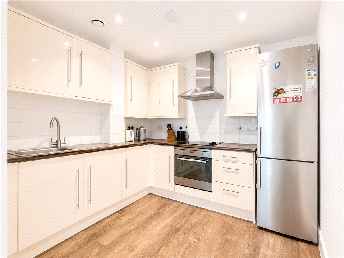 2 bedroom Flat, Mill Park, Cambridge, CB1 - Available, Image 5