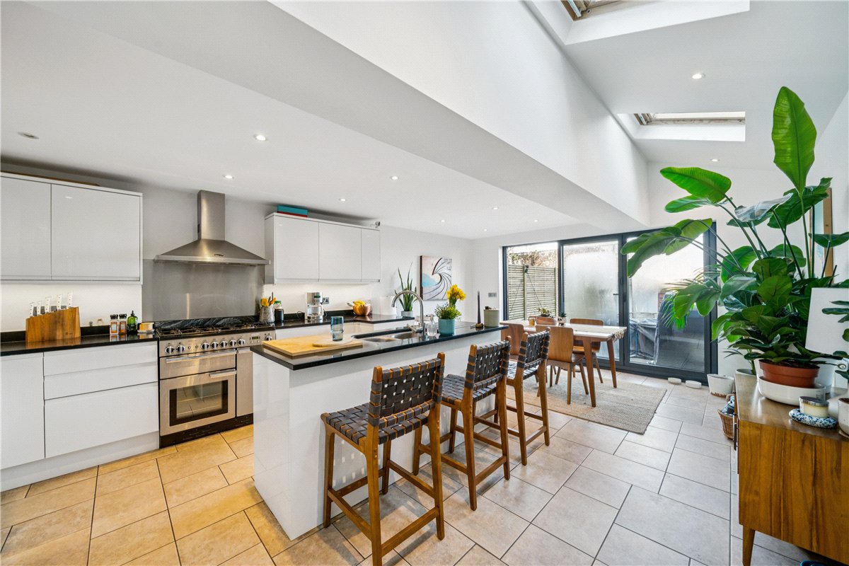 4 bedroom House, Coleford Road, London, SW18 - , Image 1