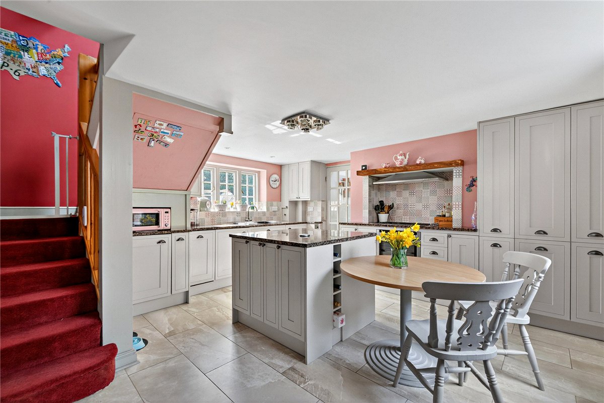 7 bedroom House, Bridge Street, Hungerford, RG17 - Available, Image 7