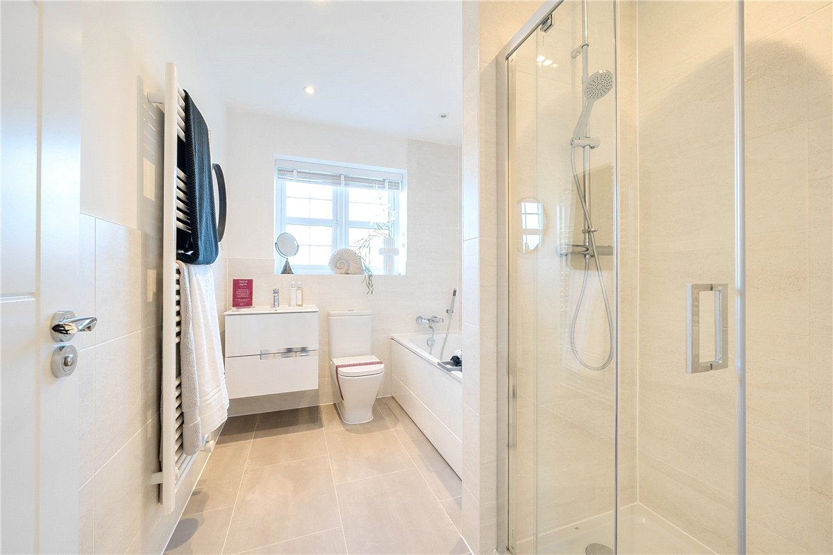 4 bedroom House, Bishops Green, Newbury, RG20 - Available, Image 6